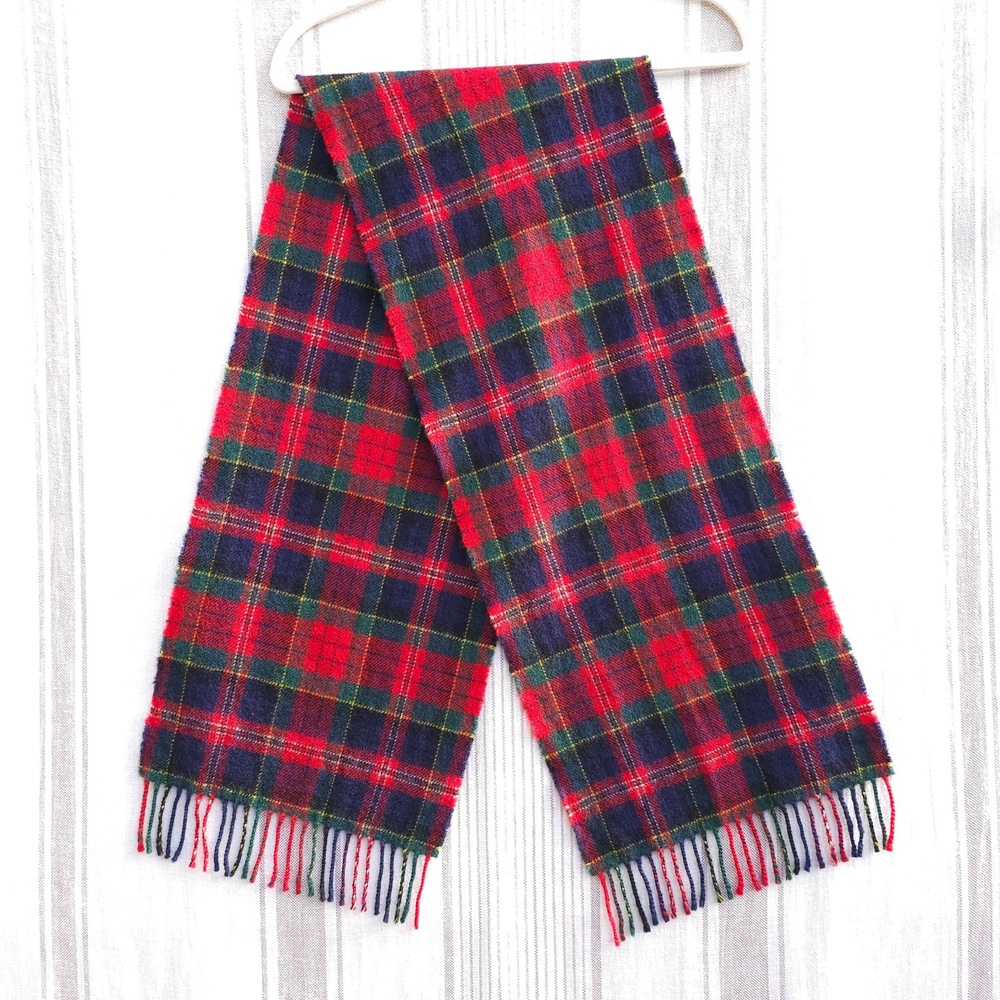 James Pringle Weavers Scarf Red Tartan Plaid Wool Scotland Holiday Xmas Gift Dad